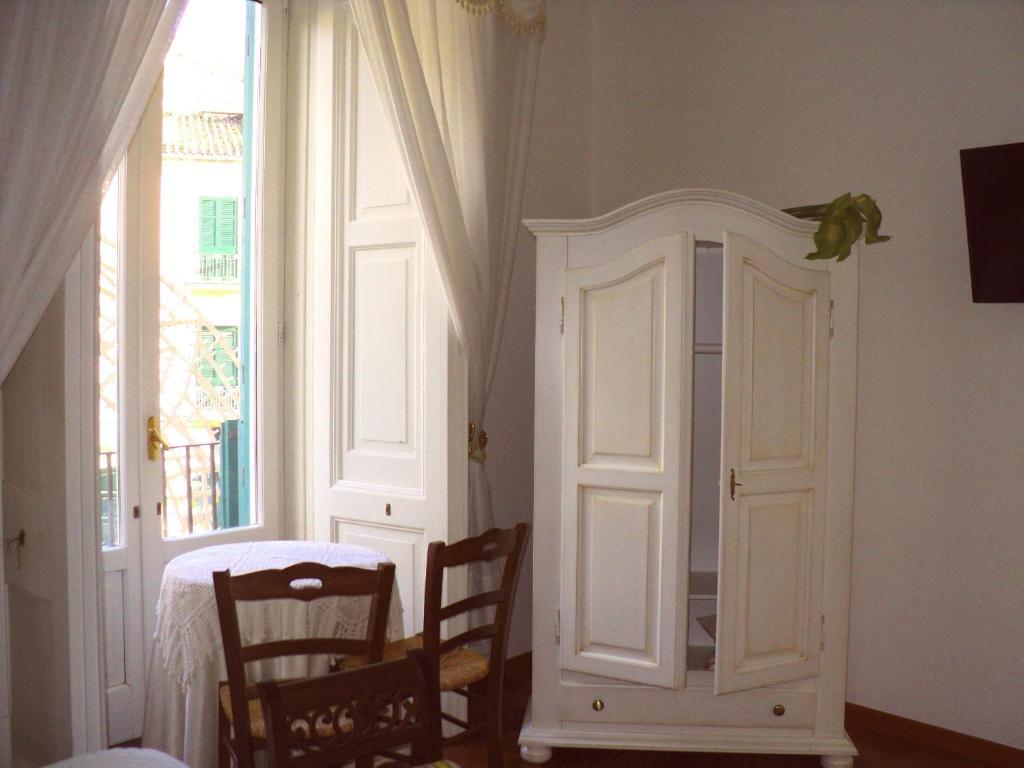 Casa Mariannina Bed & Breakfast Майори Стая снимка